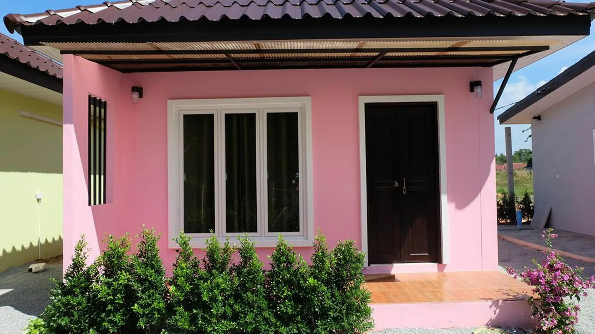 Maikhao Beach Guest House Mai Khao